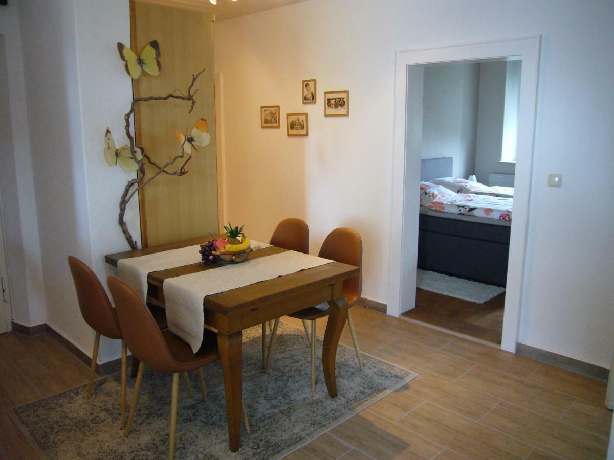 Ferienwohnung Im Alten Schulhaus - Keine Monteure Plech Extérieur photo