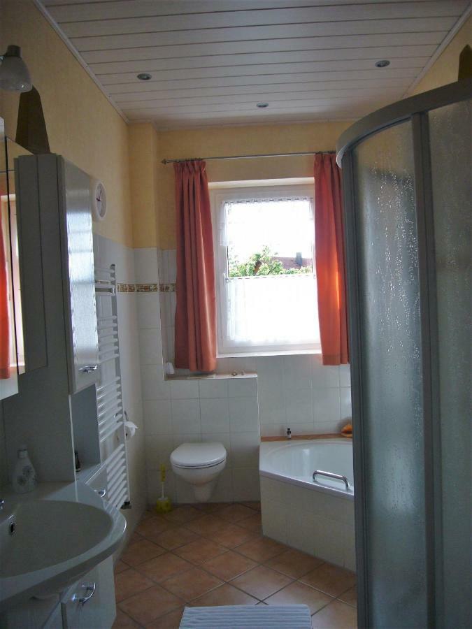 Ferienwohnung Im Alten Schulhaus - Keine Monteure Plech Extérieur photo