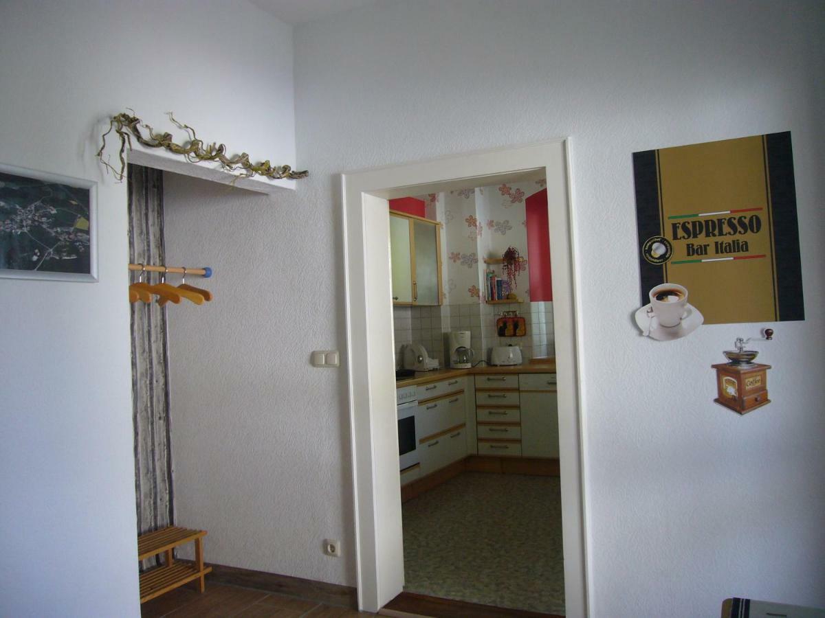 Ferienwohnung Im Alten Schulhaus - Keine Monteure Plech Extérieur photo